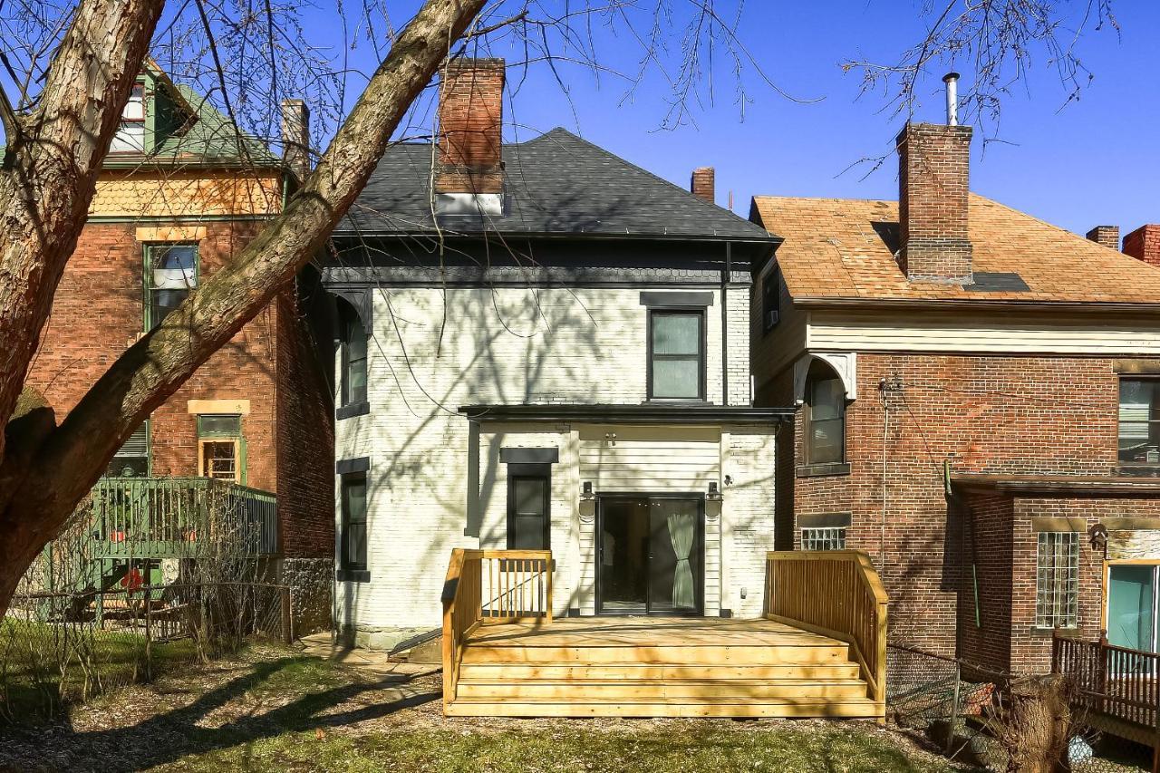 Newly Renovated Victorian Gem Perfect Space For Family Vacations! Pittsburgh Exterior photo